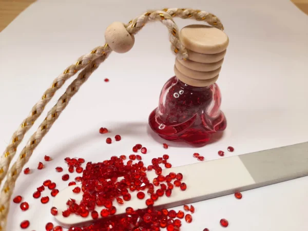 Flacon en verre cristaux diamant rouge – Image 6