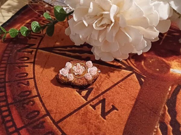 broche miss marmelade