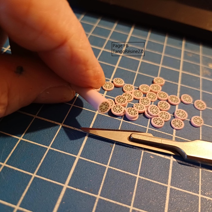 Sachet de 40 Tranches Fruits du Dragon en Polymère – Image 2