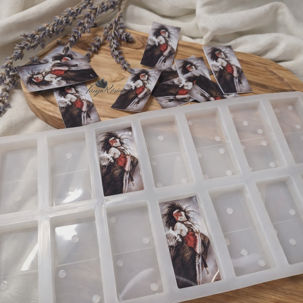 Imprimé Artistique Femme Animal – Format Dominos