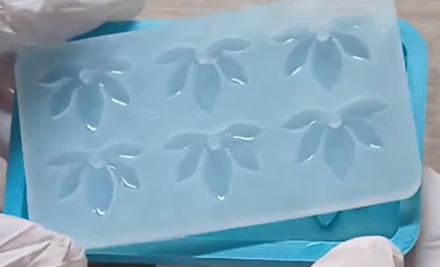Moule silicone Demi-fleur