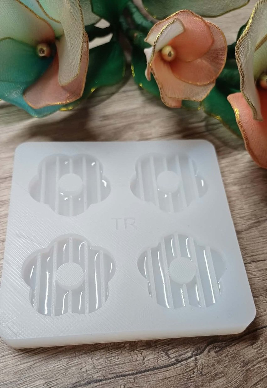 Moule silicone Fleurs "Picasso" Rayures. 30mm – Image 3